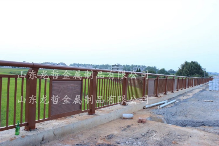 南昌?；韬虼蟮缞A護(hù)欄工程案例